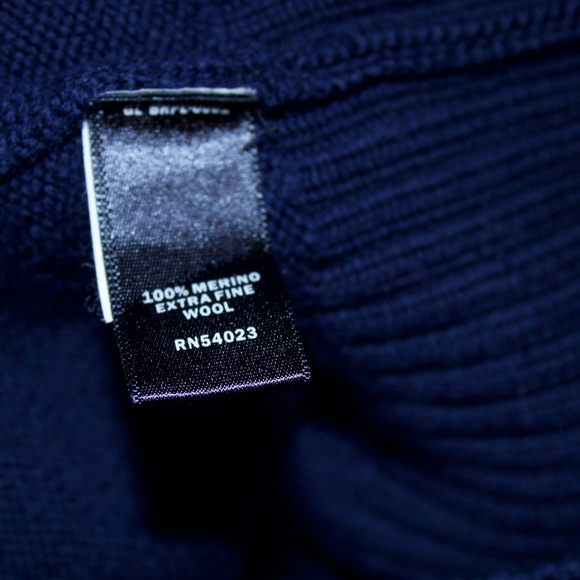 ROCK & REPUBLIC NAVY BLUE  MERINO WOOL SWEATER - Picture 5 of 5